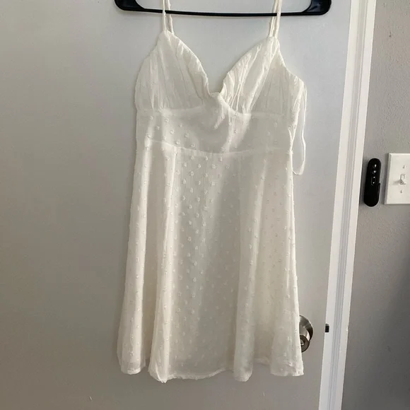 White saints and secrets dress size small